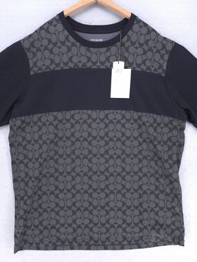 Coach Men’s Short-Sleeve Logo Signature Tee in Charcoal and Black